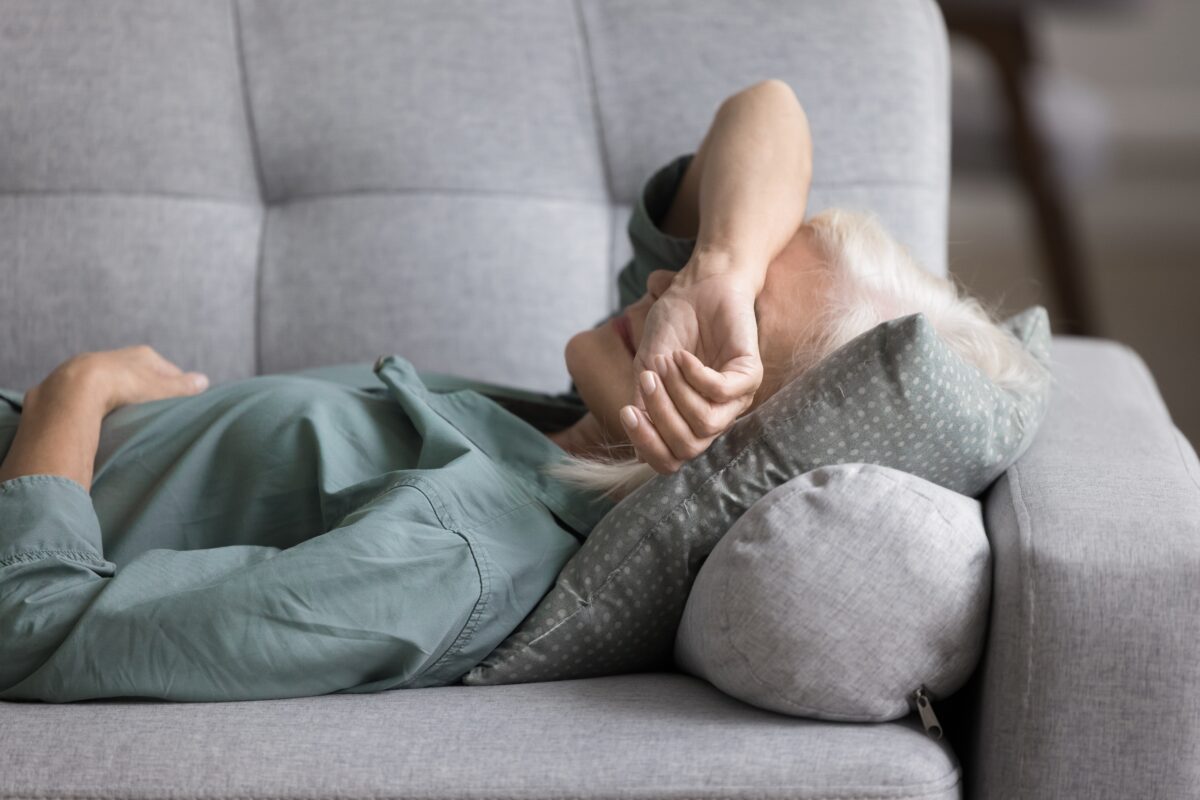 体調不良の老人